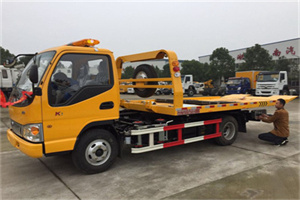 甘州哪里有拖车服务